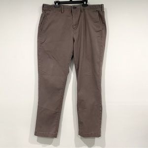 Express 365 Comfort Slim Pant Grey Men's 36 x 30